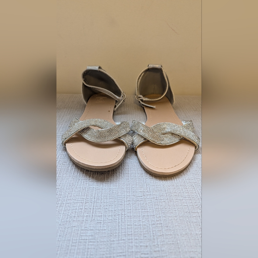 Brand New Silver Embellished Flat Sandals - Women's Size 8